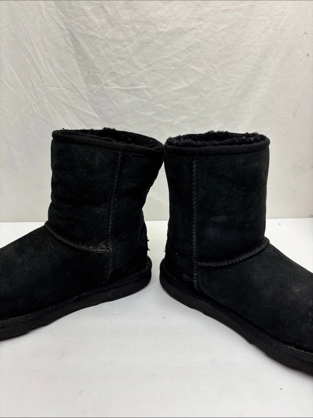 UGG Kids Black Suede Winter Boots, Cozy Lined Slip-On, SZ 4 big girl, box 3 G